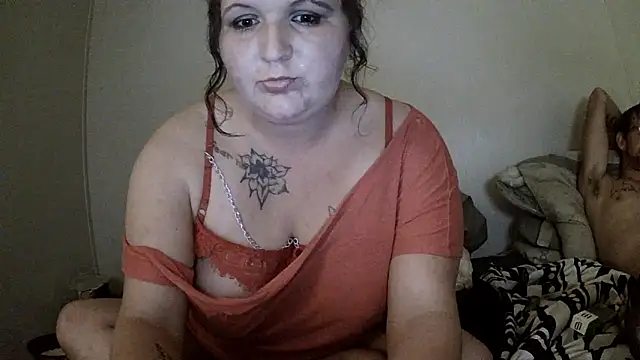 Snapshot of SOUTHERN_LOUISIANA_BELLE chatting on 11/09/25, 04:22 SOUTHERN LOUISIANA BELLE online show from 11/09/25, 04:22