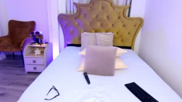 LisaRaee online show from 02/24/25, 06:15