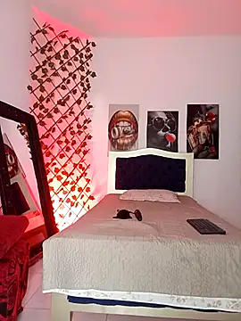 Snapshot of ARTHUR_MINI chatting on 11/01/25, 10:06 ARTHUR MINI online show from 11/01/25, 10:06