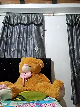 Sofia Queen17 online show from 01/05/25, 11:15