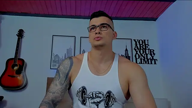 seancarreraa online show from 12/31/24, 04:46