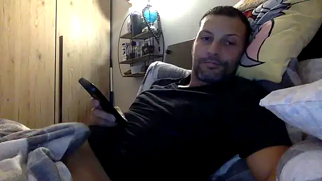 goroasroma90 online show from 11/18/25, 08:41