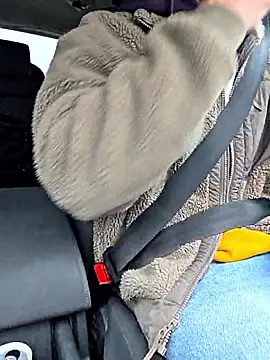 Zeefy online show from 10/11/25, 11:42