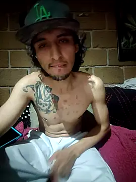 Snapshot of Pitudo20cmm chatting on 09/22/25, 06:48 Pitudo20cmm online show from 09/22/25, 06:48