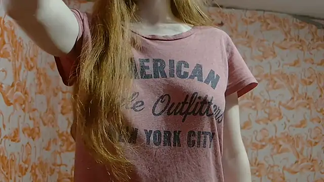 strawberrysmoothie online show from 11/25/25, 12:54