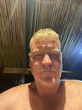 Snapshot of sexycouple109 chatting on 02/12/25, 08:50 sexycouple109 online show from 02/12/25, 08:50