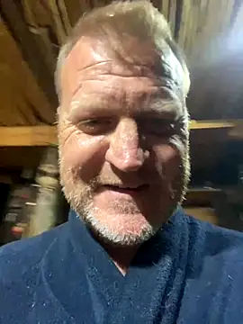 Snapshot of sexycouple109 chatting on 10/28/25, 07:38 sexycouple109 online show from 10/28/25, 07:38