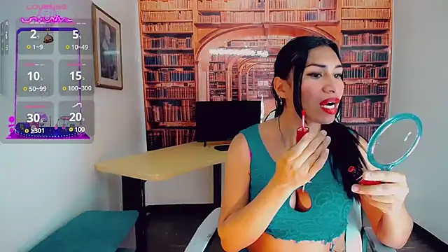 khiara moretti online show from 12/16/24, 07:32