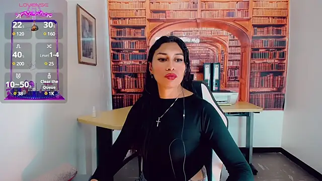 khiara moretti online show from 12/23/24, 10:44