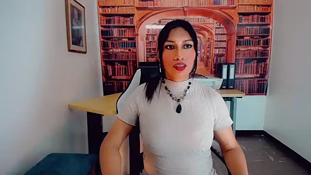 khiara moretti online show from 01/07/25, 10:30