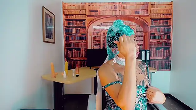 khiara moretti online show from 01/13/25, 07:31