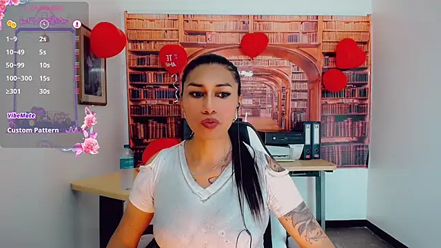 khiara moretti online show from 02/18/25, 10:36