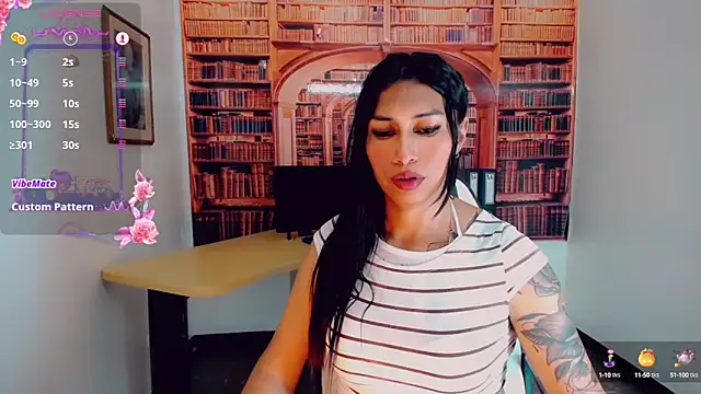 khiara moretti online show from 02/25/25, 10:39