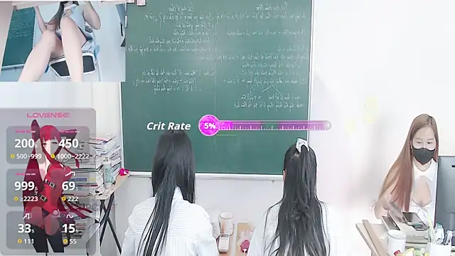 Snapshot of _Math_ chatting on 10/15/25, 02:55 Math online show from 10/15/25, 02:55