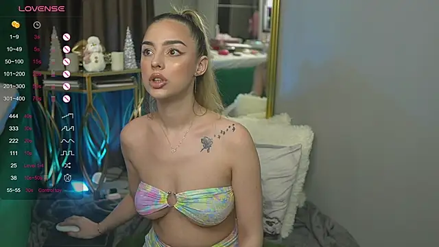 ScarletColes online show from 01/09/25, 04:41