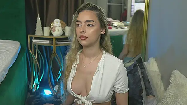 ScarletColes online show from 01/10/25, 10:36