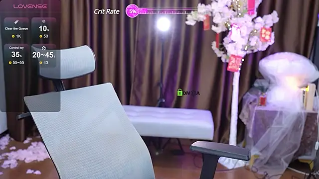 tina0604 online show from 02/17/25, 12:16