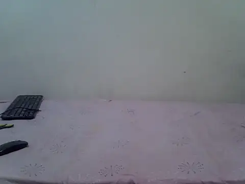 Snapshot of THUEBA17 chatting on 11/09/25, 09:07 THUEBA17 online show from 11/09/25, 09:07