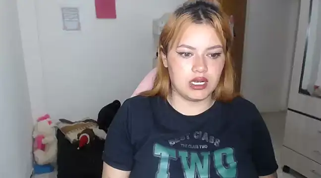 Snapshot of celeste_anny_1 chatting on 02/18/25, 04:48 celeste anny 1 online show from 02/18/25, 04:48