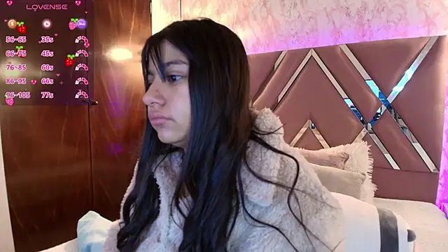 Miaa Smiith1 online show from 02/01/25, 12:16