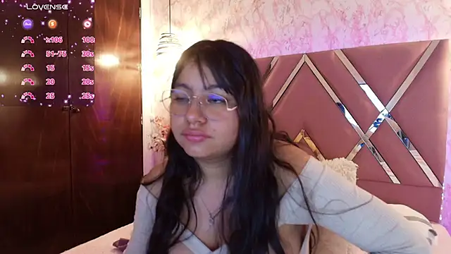 Miaa Smiith1 online show from 02/15/25, 12:11