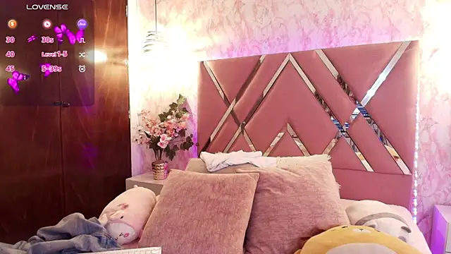 Miaa Smiith1 online show from 03/01/25, 03:16