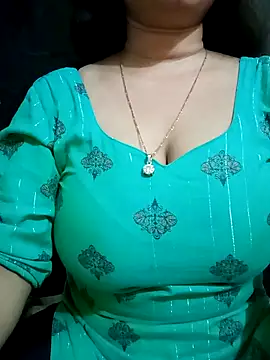 Snapshot of Jaanu_Jaanvi chatting on 11/13/25, 06:29 Jaanu Jaanvi online show from 11/13/25, 06:29