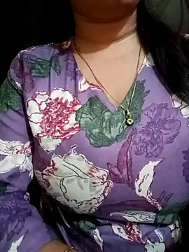 Snapshot of Jaanu_Jaanvi chatting on 11/17/25, 08:14 Jaanu Jaanvi online show from 11/17/25, 08:14