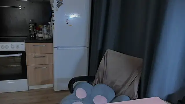 Snapshot of _jess_rabbit chatting on 12/17/24, 02:33  jess rabbit online show from 12/17/24, 02:33