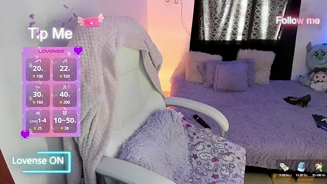 Snapshot of Sofia_thomson1_t chatting on 09/23/25, 12:30 Sofia thomson1 t online show from 09/23/25, 12:30