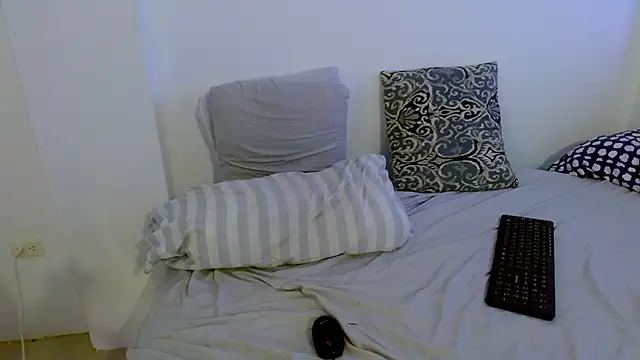 samanta r  online show from 02/15/25, 06:23