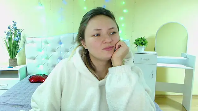 SallyVerda online show from 02/06/25, 04:21