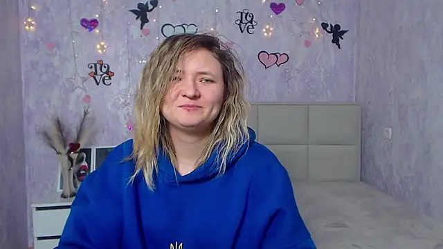 SallyVerda online show from 02/21/25, 04:07