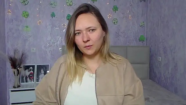 SallyVerda online show from 03/16/25, 06:34