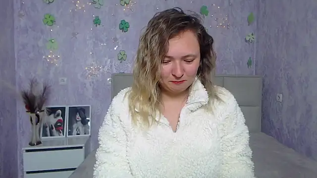 SallyVerda online show from 03/18/25, 09:53