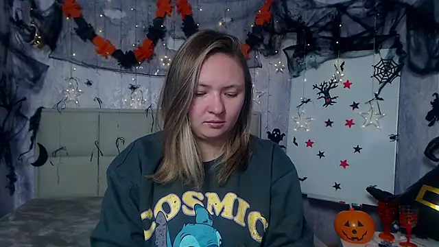 SallyVerda online show from 10/22/25, 05:13