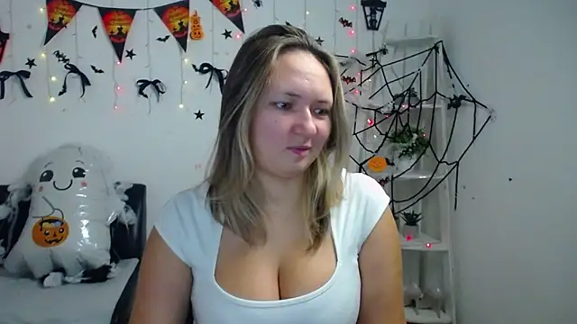 SallyVerda online show from 10/27/25, 06:23