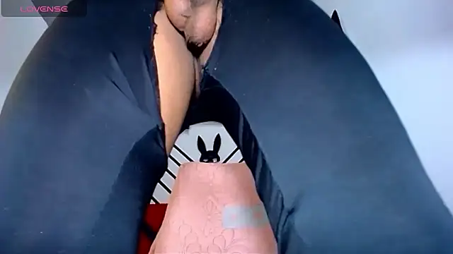 valentinabigcock23 online show from 09/21/25, 02:46