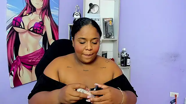 Snapshot of bbw_charlote chatting on 10/02/25, 12:34 bbw charlote online show from 10/02/25, 12:34