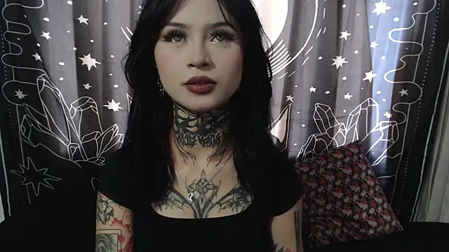 Isabella  dark online show from 01/16/25, 08:46