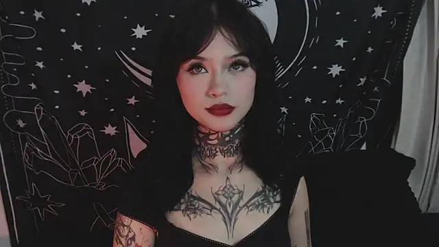 Isabella  dark online show from 01/18/25, 11:44