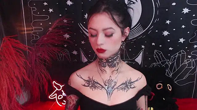 Isabella  dark online show from 03/19/25, 09:05