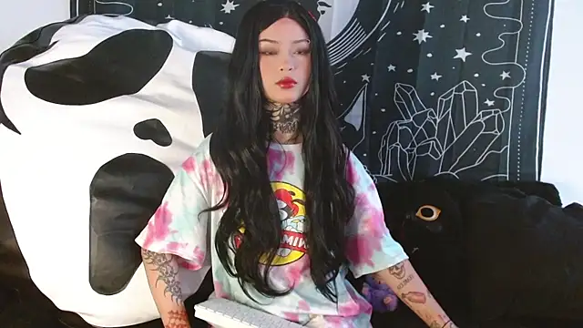 Isabella  dark online show from 10/20/25, 09:04