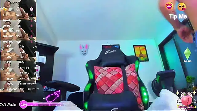 Snapshot of danitattoshot23cmc chatting on 10/17/25, 03:31 danitattoshot23cmc online show from 10/17/25, 03:31