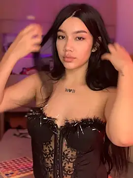 Snapshot of Ambar_R0SSE chatting on 01/29/25, 12:43 Ambar R0SSE online show from 01/29/25, 12:43