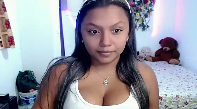 Snapshot of sexysusan4you chatting on 02/13/25, 06:59 sexysusan4you online show from 02/13/25, 06:59