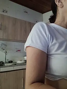 NATALIA MAGICK online show from 10/29/25, 05:25