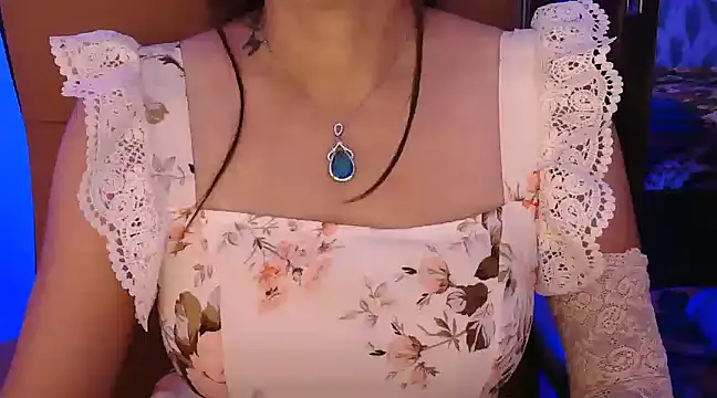 Snapshot of _Blue_Ruubyy_ chatting on 01/21/25, 11:46 Blue Ruubyy online show from 01/21/25, 11:46