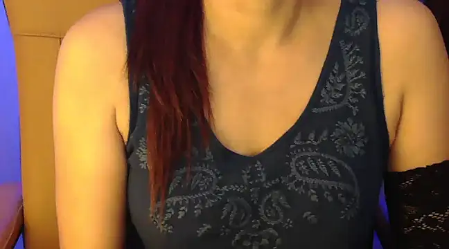 Snapshot of _Blue_Ruubyy_ chatting on 02/20/25, 02:24 Blue Ruubyy online show from 02/20/25, 02:24