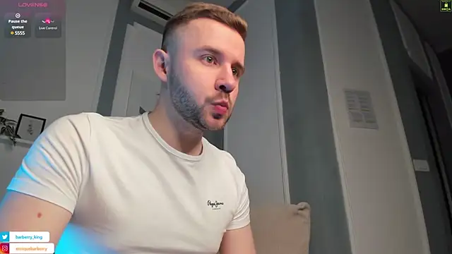 EnriqueBarberry online show from 03/21/25, 06:38